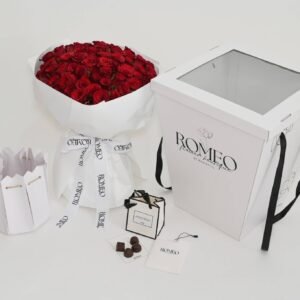 Arreglo de rosas Romeo Flower Boutique - imagen 11